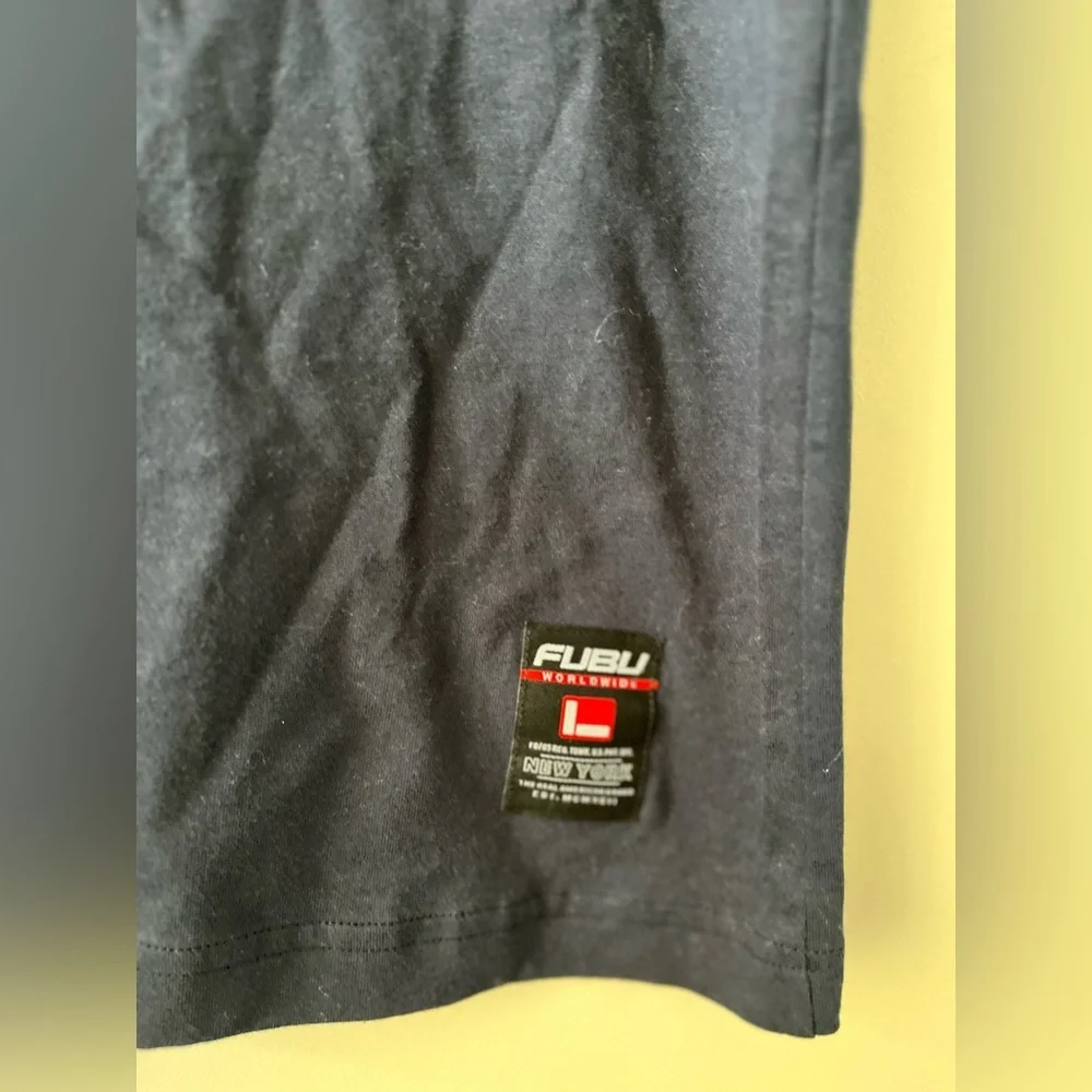 FUBU The Collection New Yorker 1992 T-Shirt - Picture 3 of 6